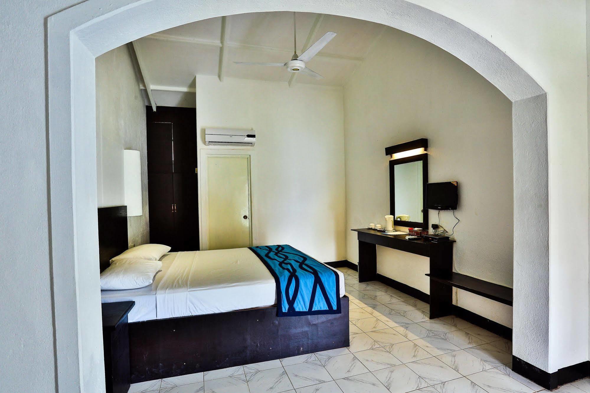 Amagi Beach - Secluded Slice Of Paradise Marawila Exterior foto